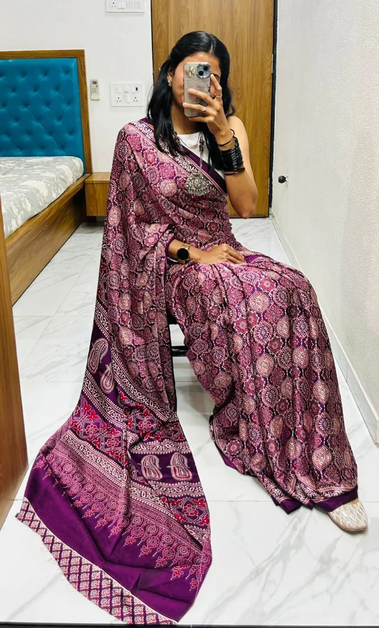 Buy New Supar Premium Saree in Surat - Reseller Bazzar